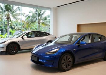 Daftar Mobil Tesla Indonesia Terbaru
